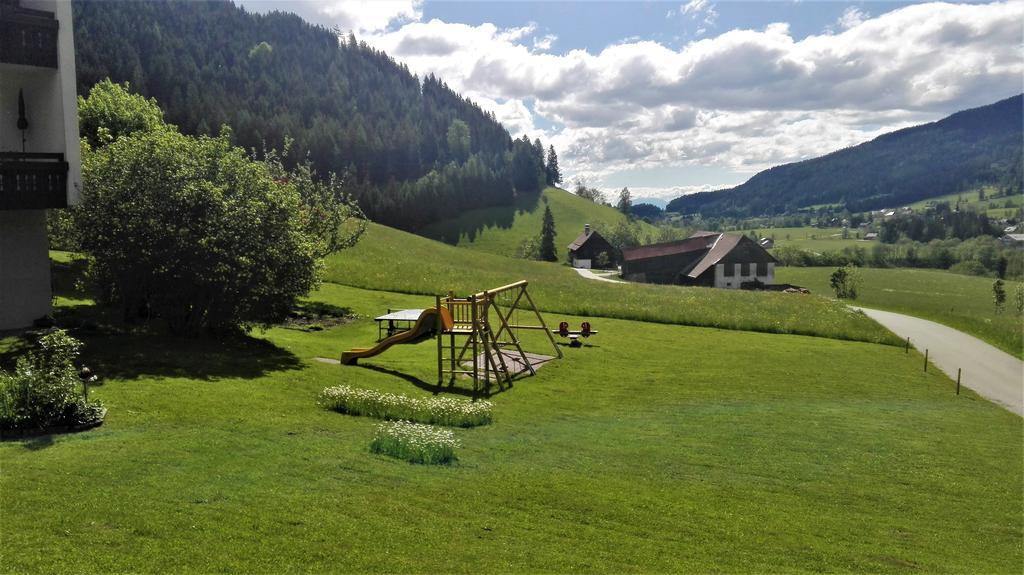 Pension & Ferienwohnung Sonnleiten Gnesau Extérieur photo